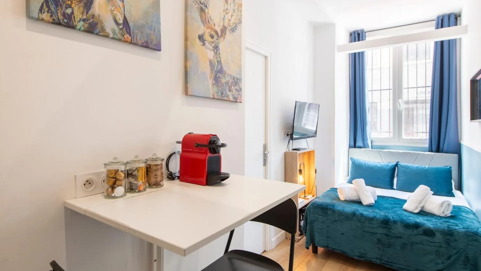 Parisian Getaway For Two In Iconic Montmartre Neighborhood Lejlighed 0*, Paris