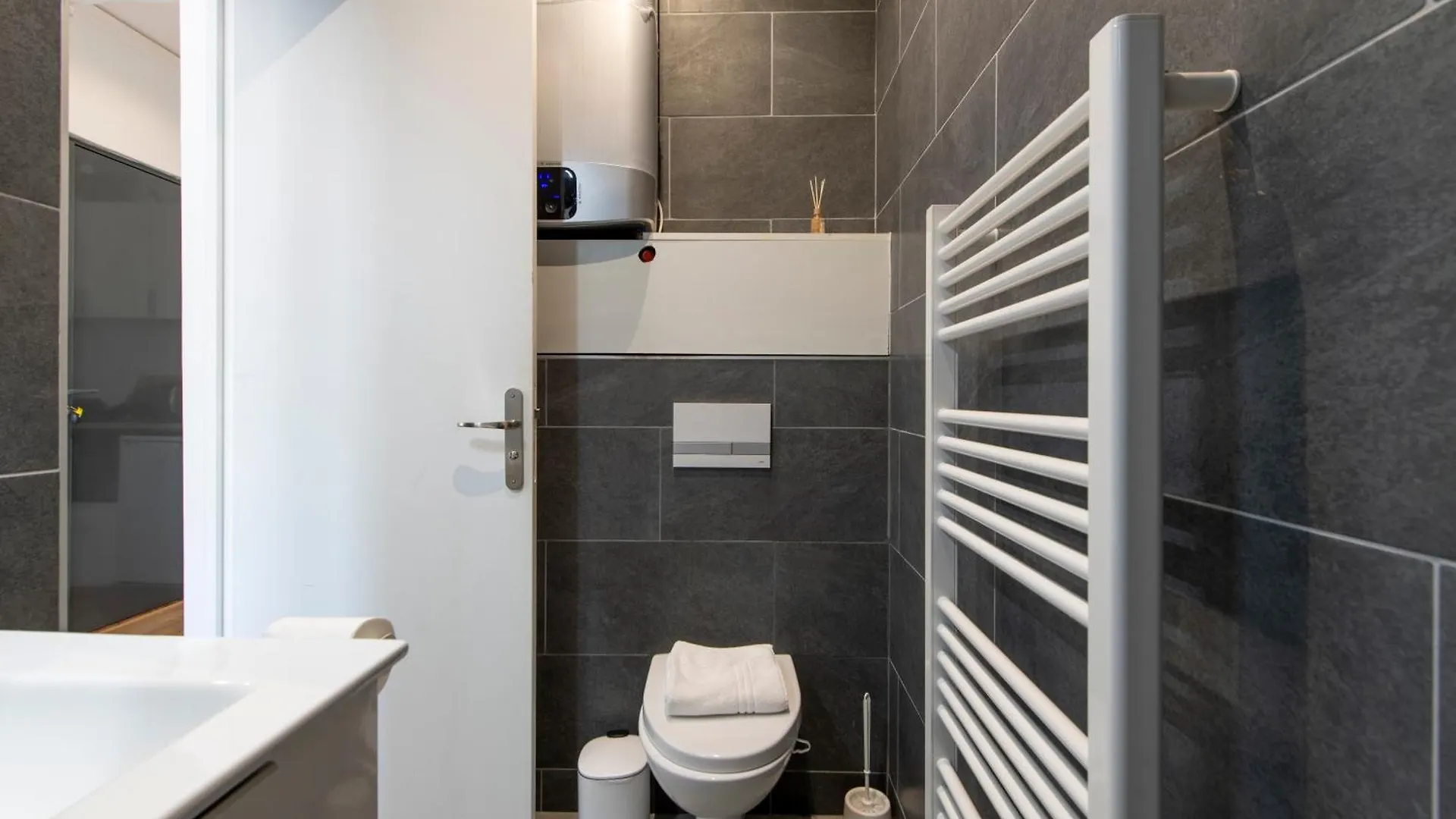 شقة Parisian Getaway For Two In Iconic Montmartre Neighborhood فرنسا
